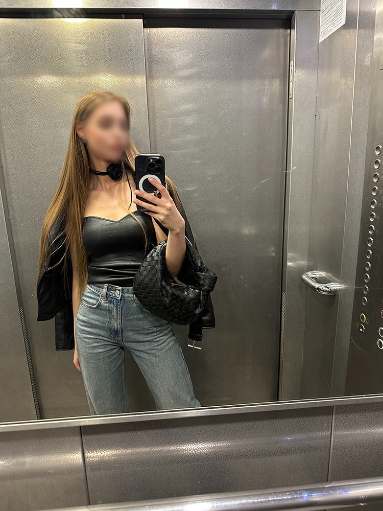 Escort Agata Photo 11