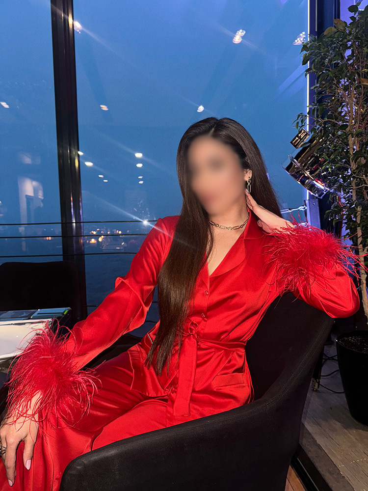 Escort Leila Photo 1