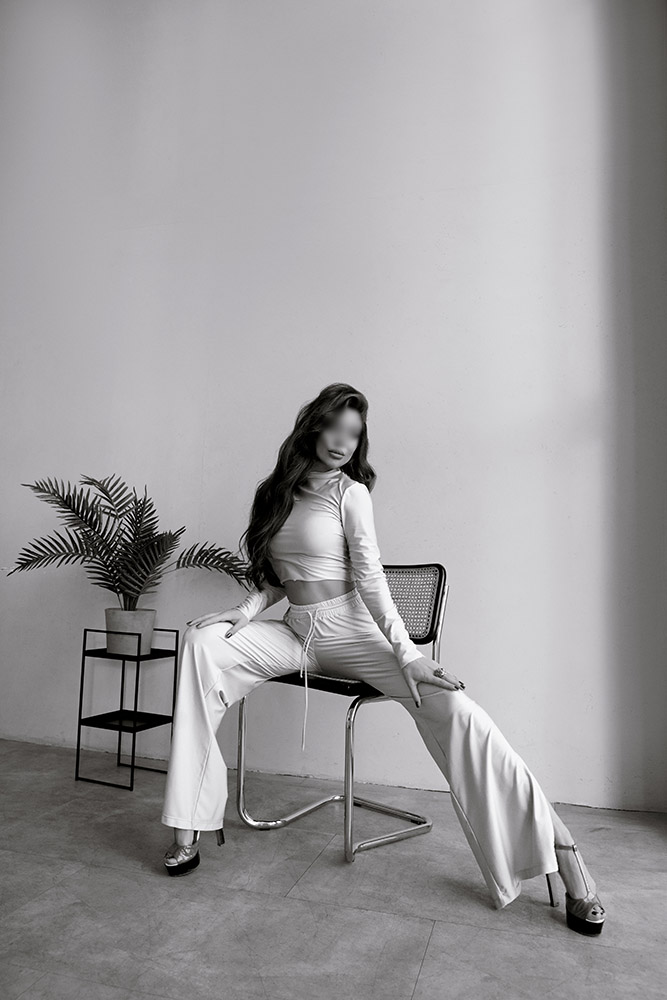 Escort Leila Photo 61