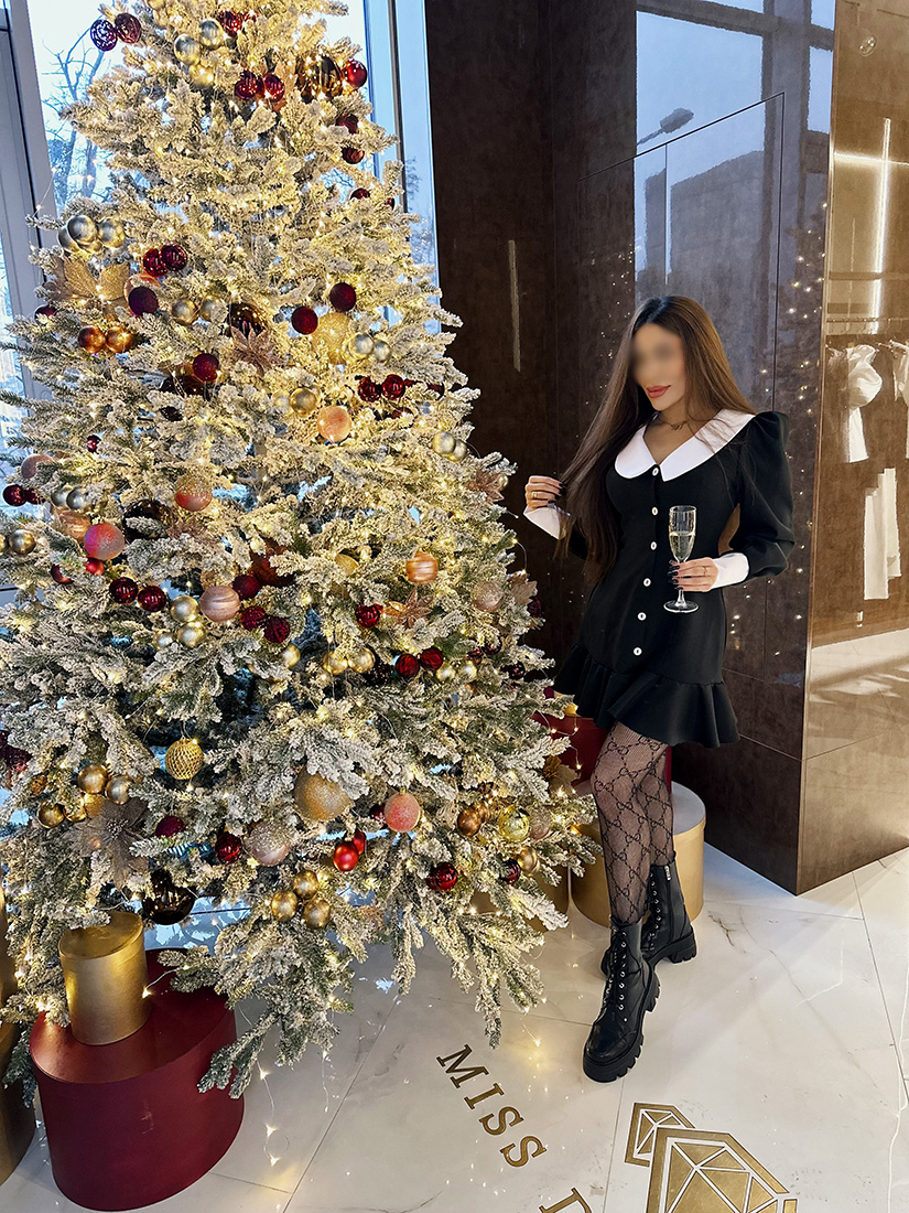 Escort Leila Photo 35