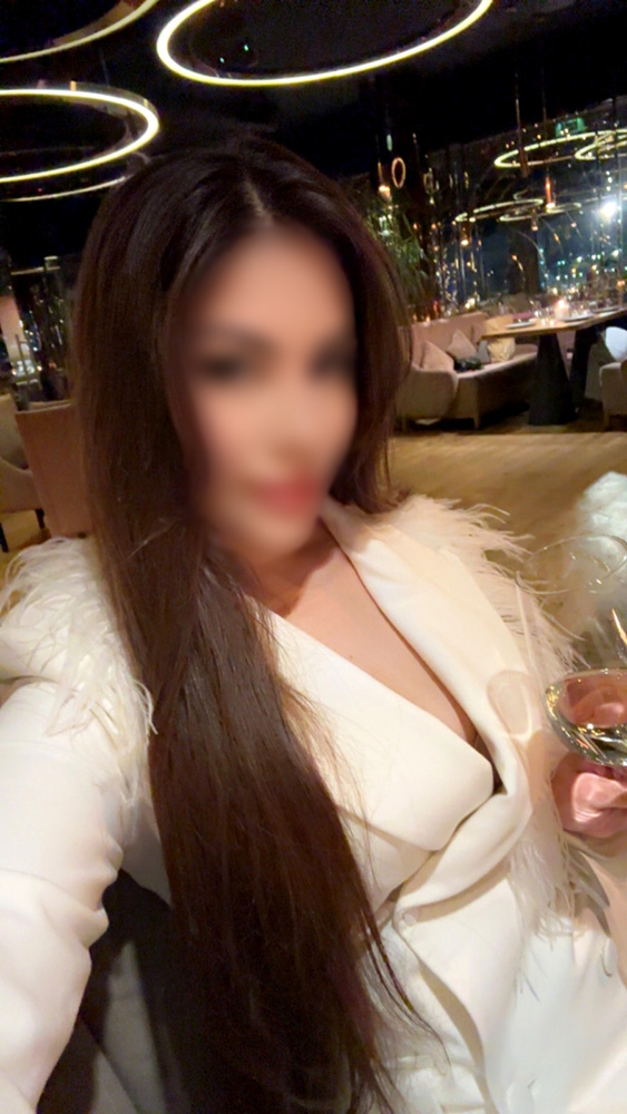 Escort Leila Photo 15