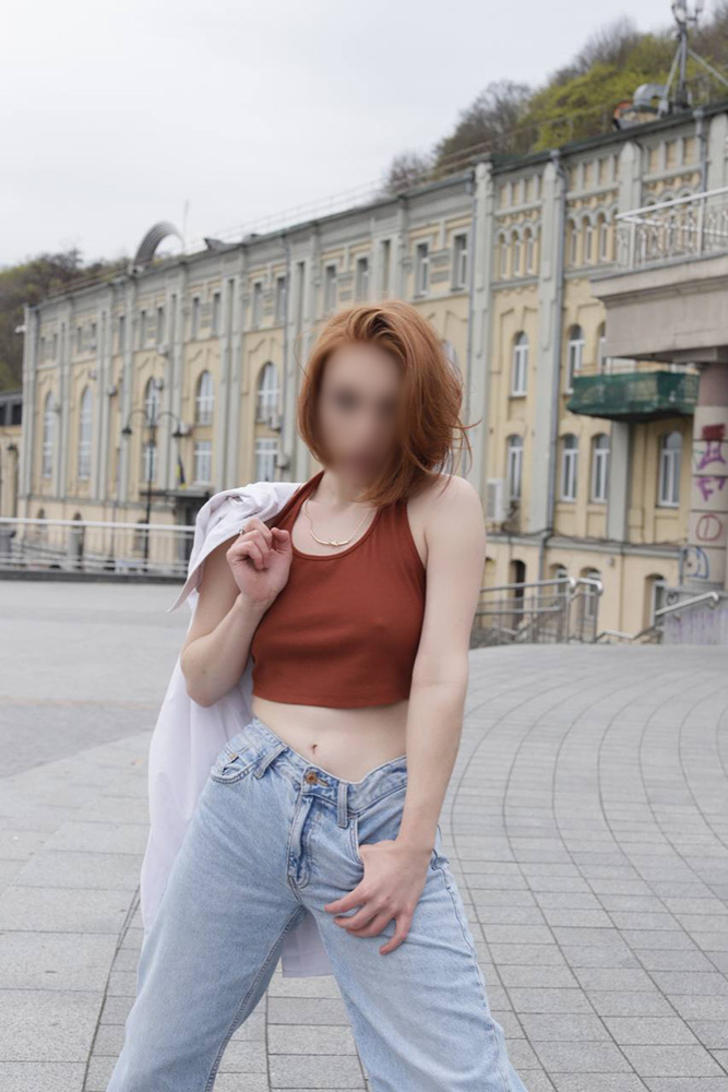 Escort Lolita Photo 10