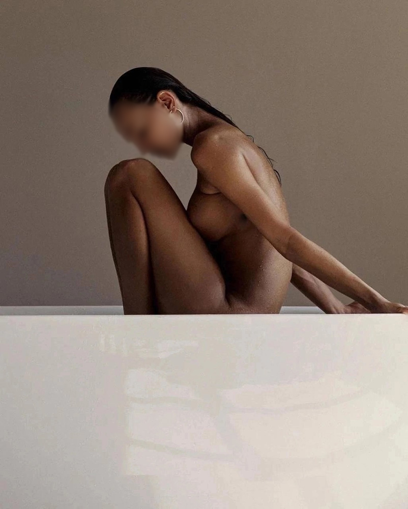 Escort Mira Photo 14