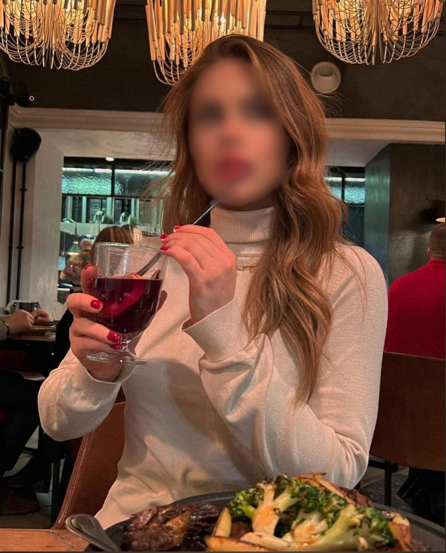 Escort Oksana Photo 3