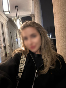 Escort Elina Photo 31